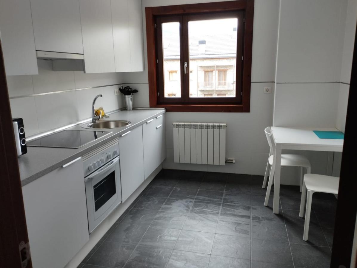 Apartamento El Abedul Luga 23 Castiello de Jaca Exterior foto